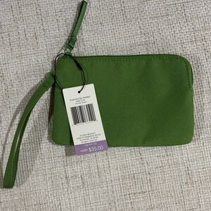 Vera Bradley Essential Zip Wristlet